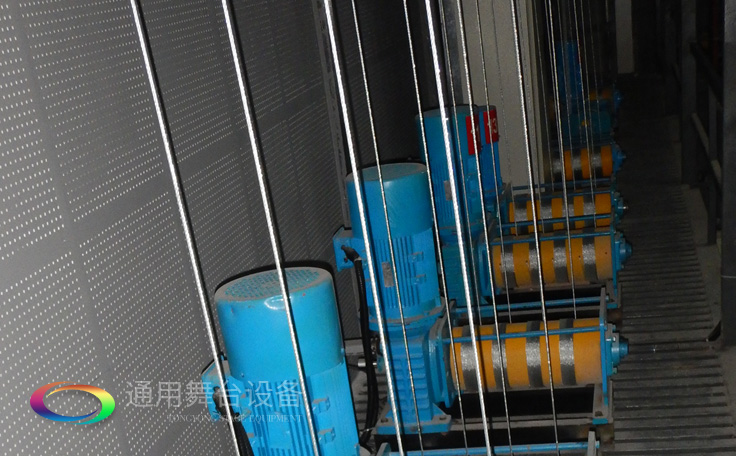 供應(yīng)舞臺(tái)專(zhuān)用電動(dòng)舞臺(tái)吊桿機(jī),拉幕機(jī),大卷筒等舞臺(tái)專(zhuān)用機(jī)械設(shè)備